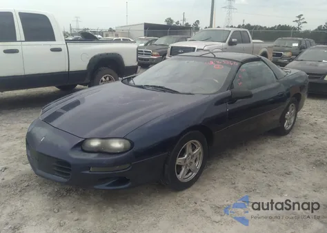 1998 Chevrolet Camaro Z28 z USA, uszkodzony, nr VIN 2G1FP22G6W2122325